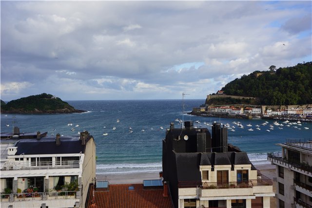 Испанский калейдоскоп. Часть 2-а. Мадлен (куколка Blythe) в Сан-Себастьяне. Непредсказуемость нашей жизни | Бэйбики Испанский калейдоскоп. Часть 2-а. Мадлен (куколка Blythe) в Сан-Себастьяне. Непредсказуемость нашей жизни (фото 2)