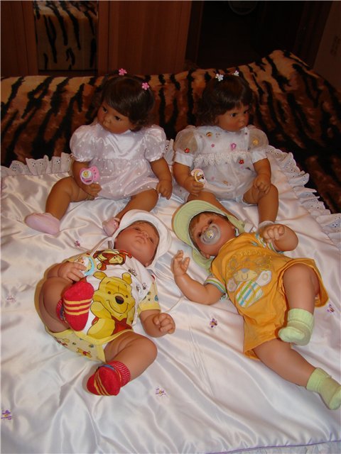 Три пары очаровательных двойняшек! Малышки от Ли Миддлтон "Кантри Шарм"