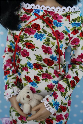 Гардероб для красавицы Леоны