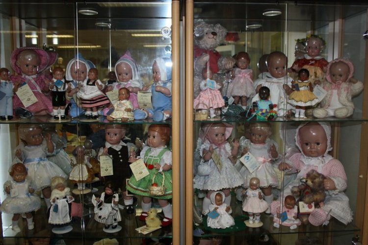 Летняя встреча коллекционеров в магазине Гюнзел, Голландия. Часть первая. Любителям Вихтелей посвящается