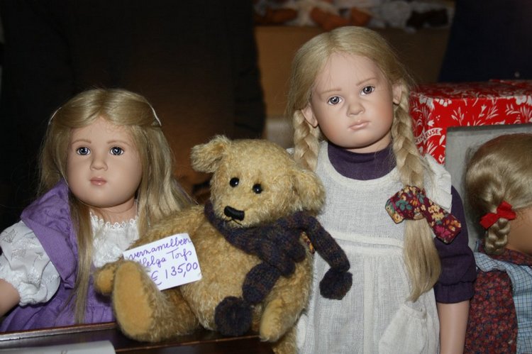 Выставка кукол, мишек тедди, кукольных домиков и миниатюры в Нидерландах 24-25 октября 2015 год. Шестая часть | Бэйбики Выставка кукол, мишек тедди, кукольных домиков и миниатюры в Нидерландах 24-25 октября 2015 год. Шестая часть