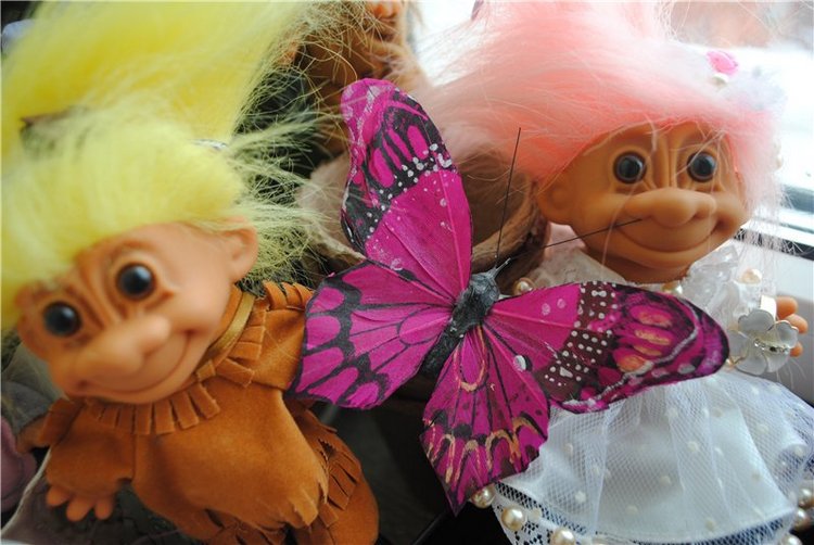 Марселька и тролли рассаду сажали, а бабочка с пчелкой им помогали... По следам конкурса "Моя Весна"