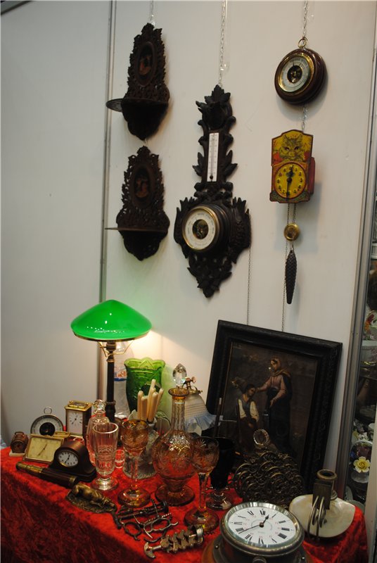 На Тишинку мы пошли – там сокровища нашли. Взгляд на «Блошиный рынок» со второго этажа | Бэйбики На Тишинку мы пошли – там сокровища нашли. Взгляд на «Блошиный рынок» со второго этажа