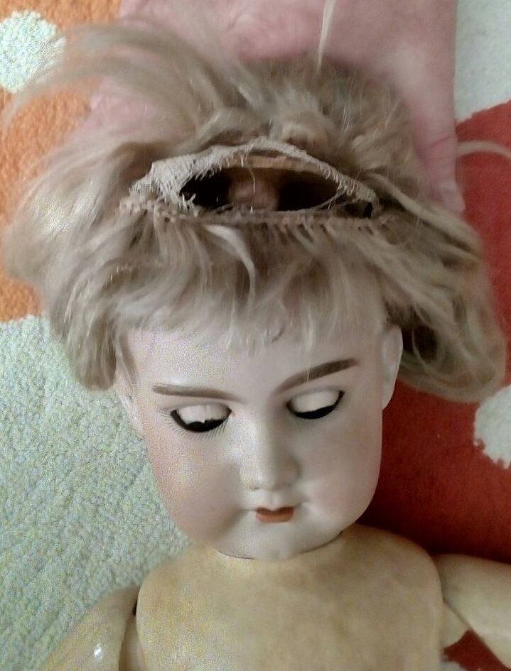 Перетяжка и небольшой ремонт антикварной A.Marseille (фото 3)