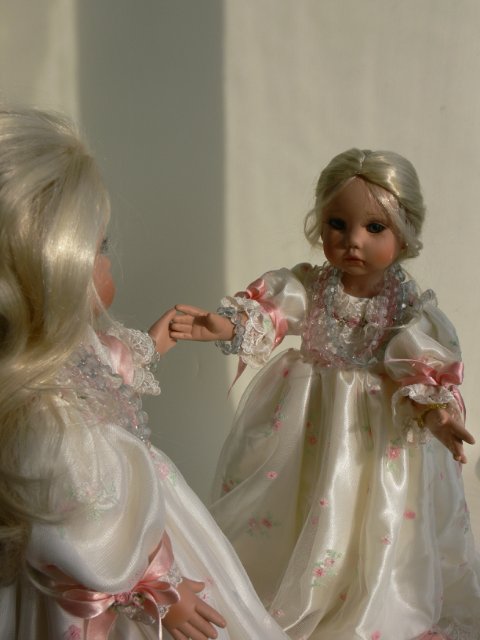 Ожившее отражение. Прелестные девочки Линды Рик