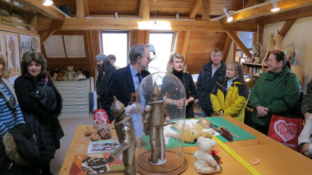 Впервые за 40 лет. День открытых дверей на кукольной фабрике R John Wright. Часть первая: Место, где рождаются куклы и