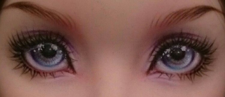 Преображение куколок,или на что способен карандаш (фото 8)