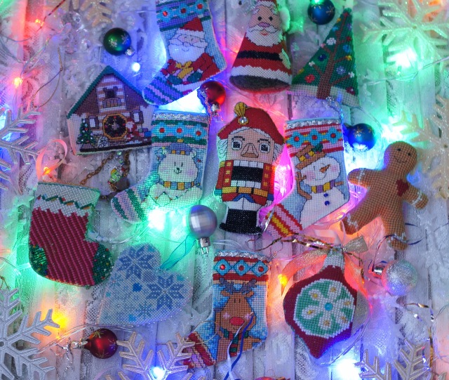 Новый год ручной работы . Вышивка