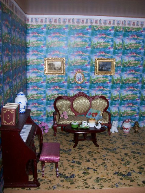 Кукольный дом для Веры Фёдоровны. Миниатюра (фото 8)