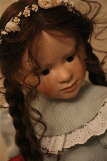 Альберта (Alberta) - фарфоровая красавица из коллекции Signature от Ruth Treffeisen, 1996 г