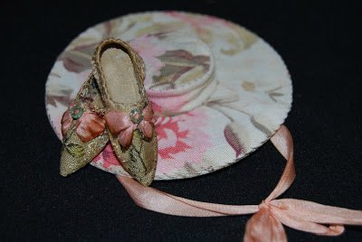 Туфли кукол Королева Анна и немного фото репродукций