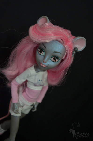 Замечательная мышка (крыска) от Monster high (фото 2)
