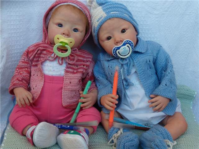 Мальчик и девочка. Куклы реборн, молд Robin скульптора Adrie Stoete