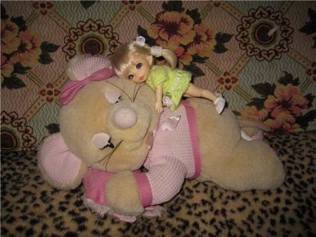 Маленькая дачница! Пукифи Анте Элис