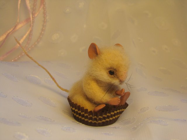 Приятная мелочь. Авторская игрушка валянием Ольги Чернухо