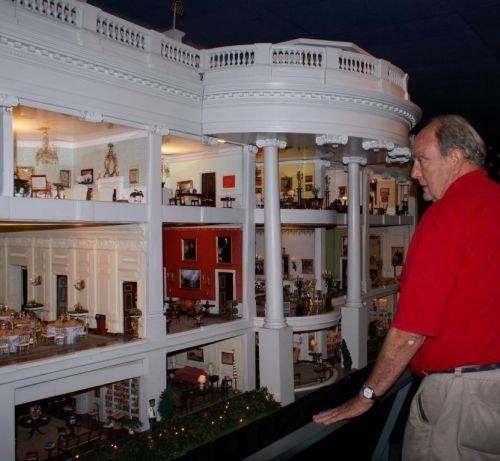 DOLLHOUSE - хобби в миниатюре. Кукольные домики со своей историей (фото 10)