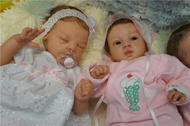 Картинки с выставки кукол на Тишинке. Moscow Fair 2015