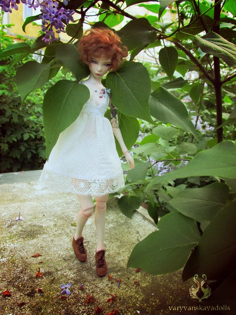 Шарнирная кукла Изабэль, дева в сирени