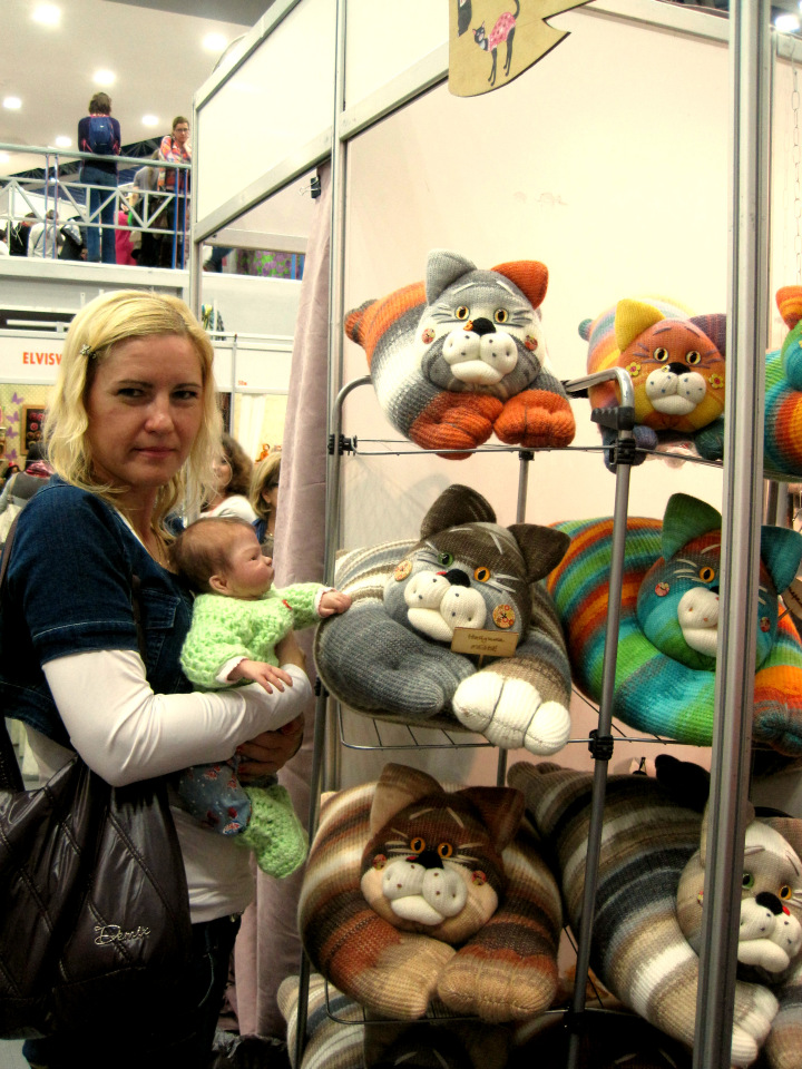 Наш приз в конкурсе - билет на выставку Международный Салон кукол 2016