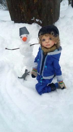 Прогулка в заснеженный лес с Морисом