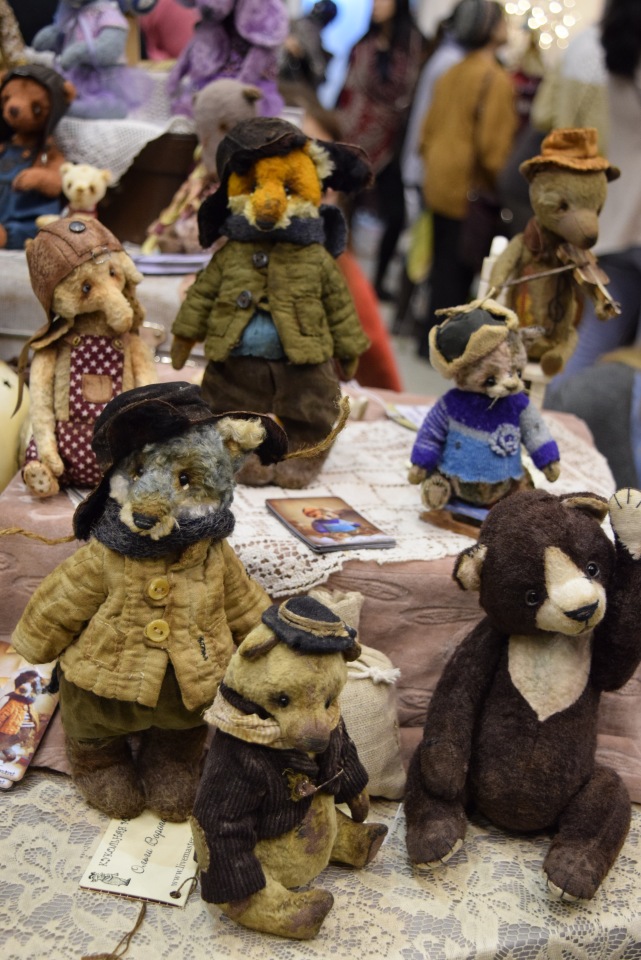 VII Московская международная выставка "Искусство Куклы". Портреты кукольной души или незримый диалог. Часть 2