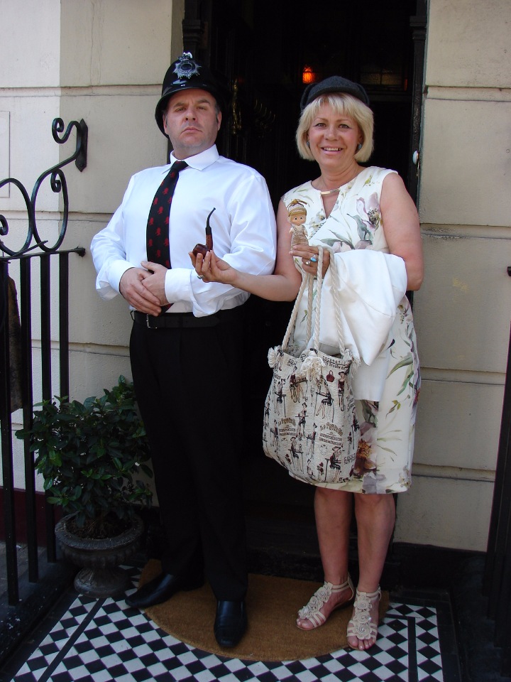 Как Машка-Шерлок Холмс в музее Шерлока Холмса побывала (фото 8)