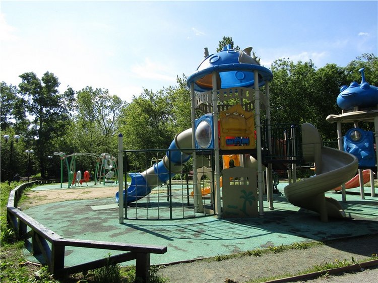 Непоседа Бетси Robert Tonner. Летний день в парке