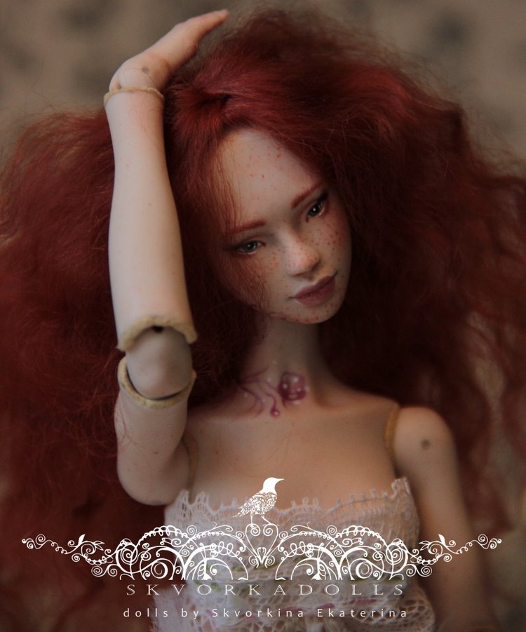 Мия. Фарфоровая шарнирная куколка (фото 4)