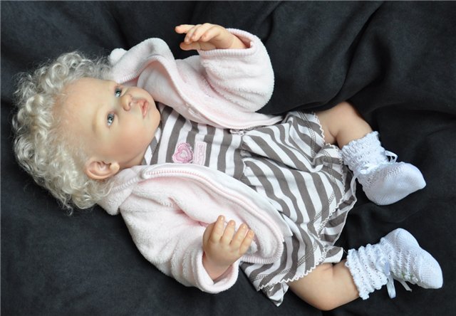 История о том, как девочке реборн Яне пришлось превратиться в мальчика Платона