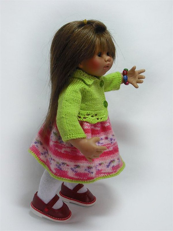 А что можно делать в плохую погоду!? Одежда для кукол своими руками (фото 4)