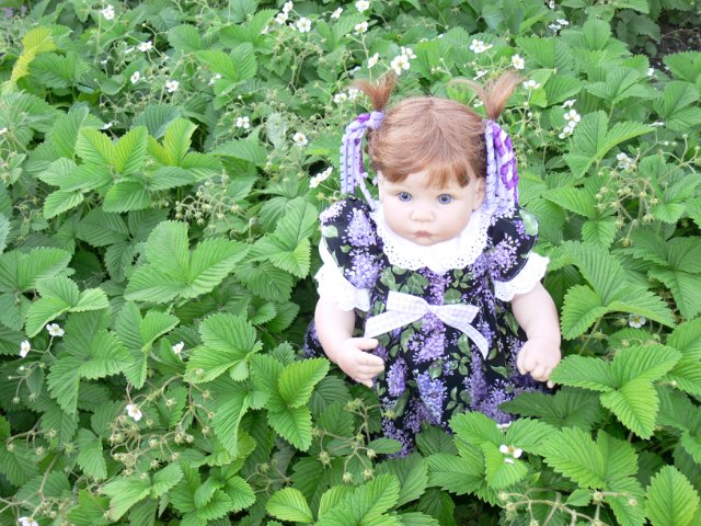 Как мы с Тиффани гуляли у мамы. Lee Middleton doll