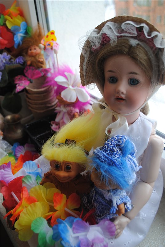 Марселька и тролли рассаду сажали, а бабочка с пчелкой им помогали... По следам конкурса "Моя Весна" (фото 7)