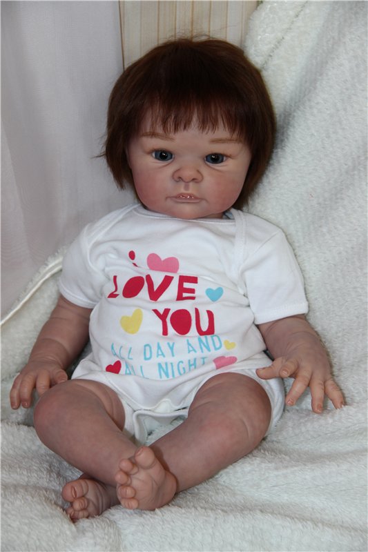 Джулия - малышка из молдика Jill от Adrie Stoete