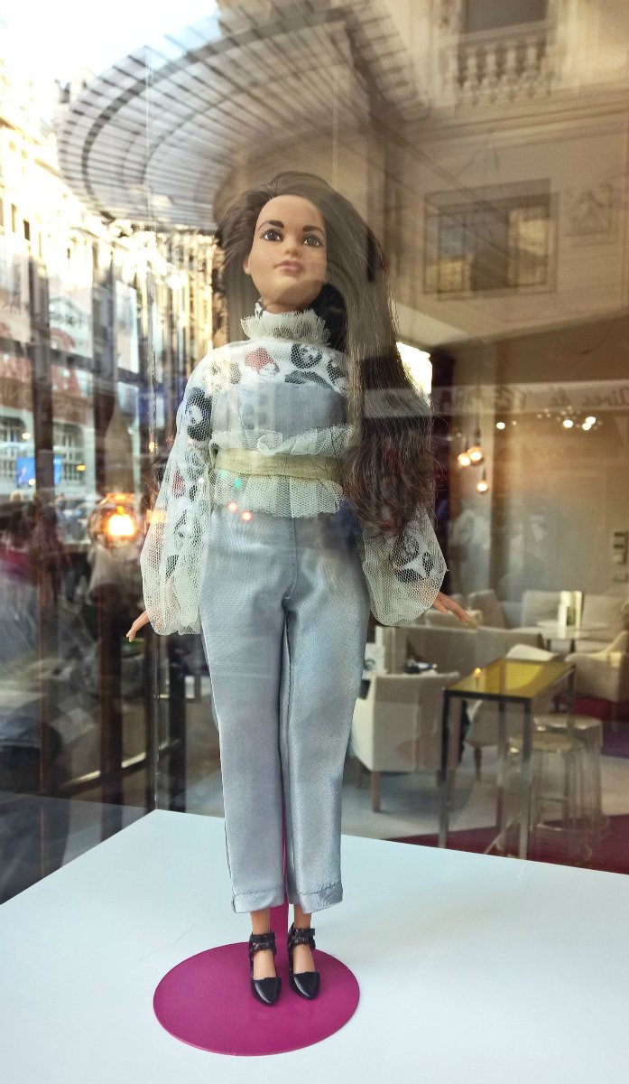 Если муж не соглашается брать в отпуск кукол, выход один — в отпуске купить новых