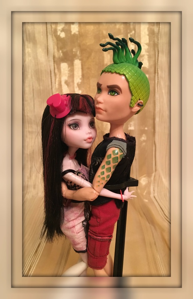 Этюд в персиковых тонах или коллекция монстров (фото 9)