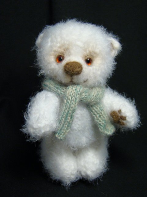 Снежный медведь. Игрушка вязанная крючком Ольги Чернухо