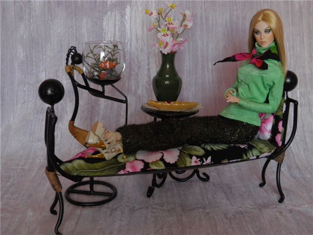 Голь на выдумку хитра... или как я стала дизайнером кукольного интерьера