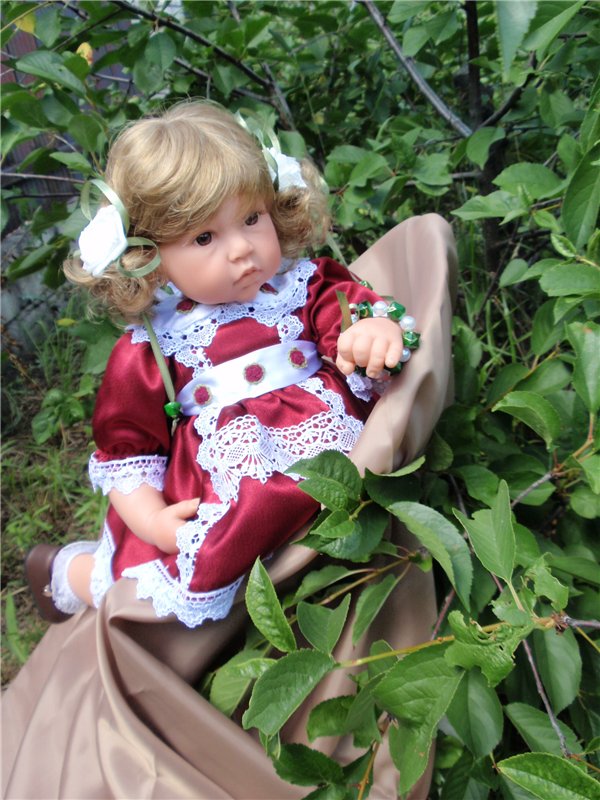 Маленькая и трогательная Манечка, волшебное превращение в принцессу