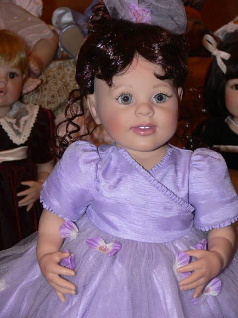 Новенькая Artista doll. по имени Цветочница (фото 9)