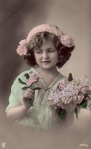 Чепчик - наша радость, чепчик - вдохновение. Сшила Милка чепчик - всем на удивление (фото 5)