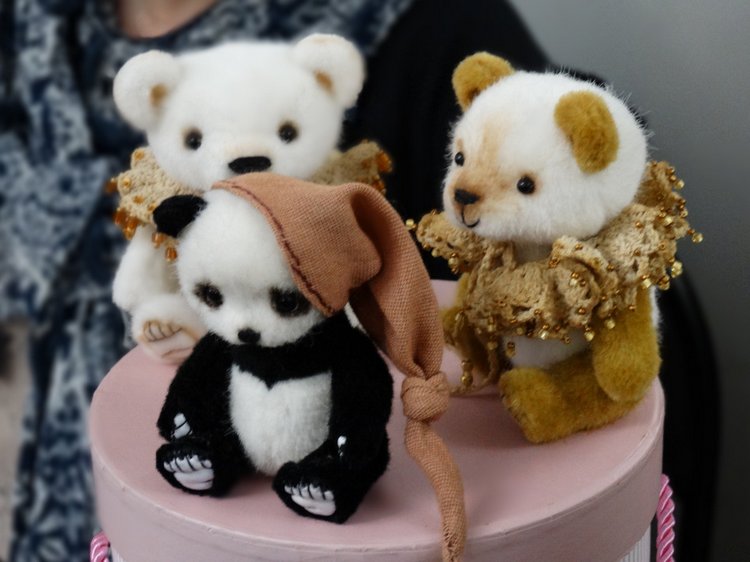 "Мишка с куклою" - замечательная выставка