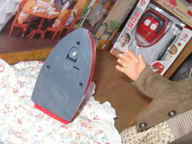 Бытовая техника для наших маленьких кукол-хозяюшек