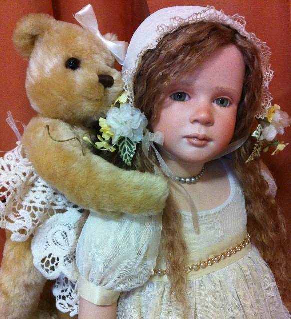 … была в том милом возрасте, когда девочка уже не ребенок, а ребенок еще не девушка. Лилу (Lilou) от автора Рут Треффайзен