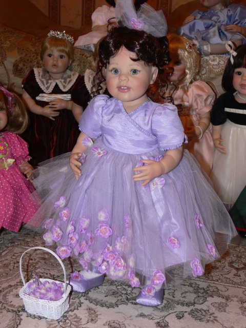 Новенькая Artista doll. по имени Цветочница (фото 2)