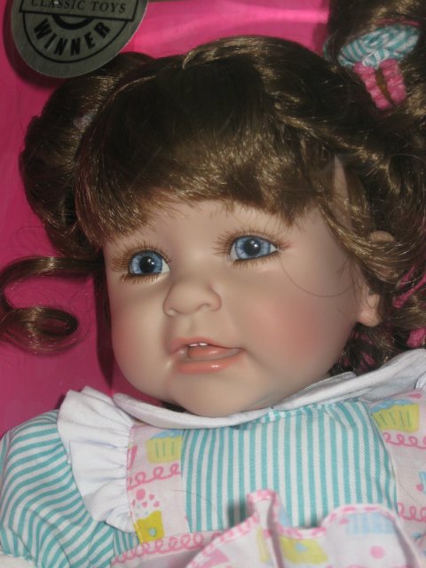 Знакомство с Адорой — Куклы Adora (Адора): коллекционные виниловые (фото 5)