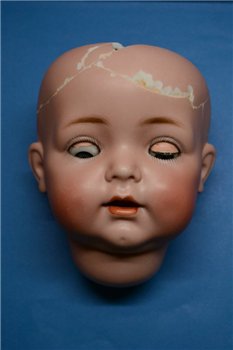 Антикварная кукла Олечка — Редкие антикварные куклы и реплики: воск (фото 4)