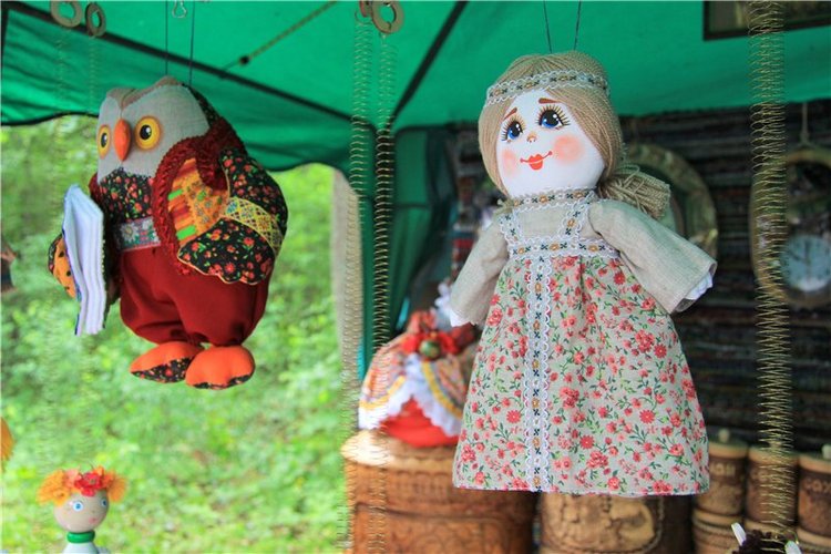 Троицкие гуляния у деревни Василёво, часть вторая. Архитектурно-этнографический музей под открытым небом "Василёво"