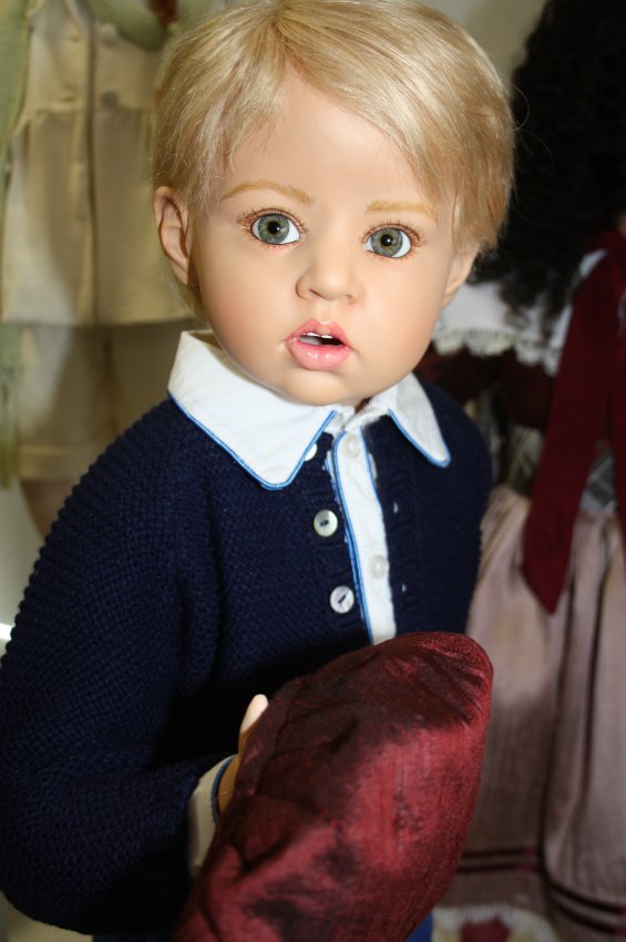 Мое посещение магазина Гюнзел. Выбор кукол из коллекции 2016 года. Часть вторая - Принц Джордж (фото 4)