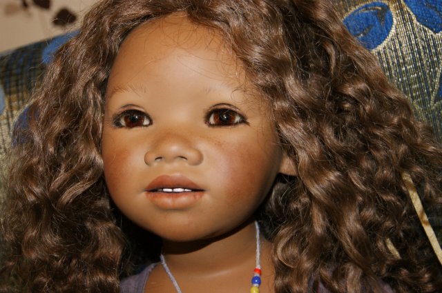 Ниа - африканская принцесса и ее подруги Ивочки сестрички и скромница Марджели