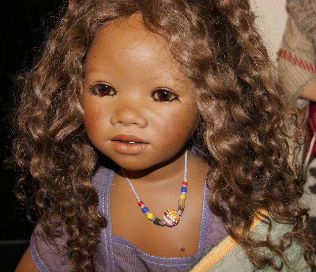 Ниа - африканская принцесса и ее подруги Ивочки сестрички и скромница Марджели